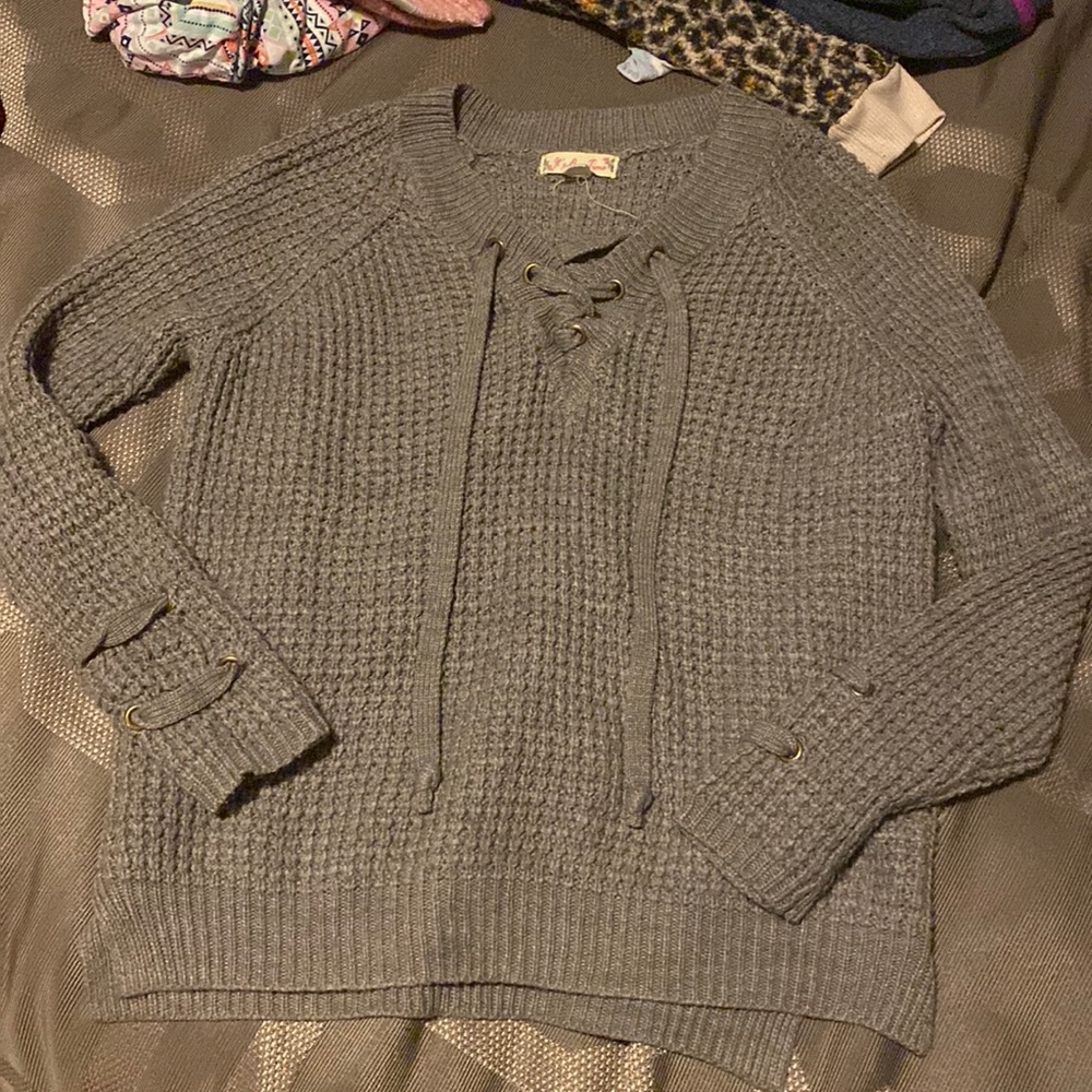 Tie sweater